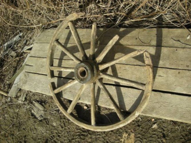колесо от телеги