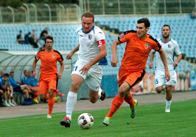 В выходные, 26-27 марта 2016 года пройдут матчи 18-го тура чемпионата Премьер-лиги КФС, сообщают Новости Севастополя со ссылкой на пресс-службу Крымского футбольного союза.
