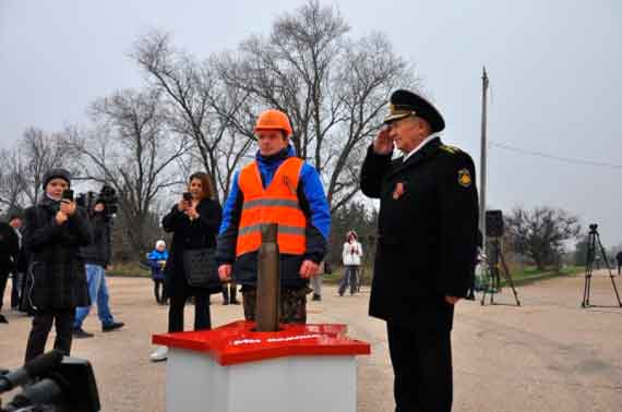 Пока в памяти севастопольцев еще свежа неудачная попытка начать миллиардную реконструкцию парка Победы силами сахалинского подрядчика, 8 января громко и пафосно обозначился следующий.