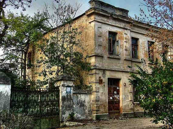 Дом по улице Суворова, 16, принадлежавший городскому голове Севастополя Михаилу Кази