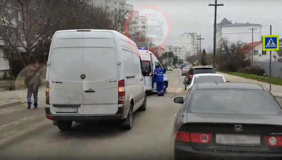 на улице Николая Музыки в Севастополе автомобилист сбил пешехода
