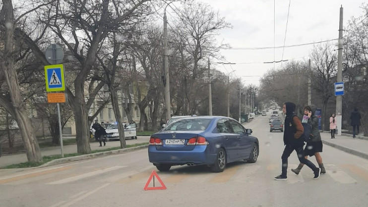 В Севастополе на проспекте Гагарина пешеход попал под колёса автомобиля