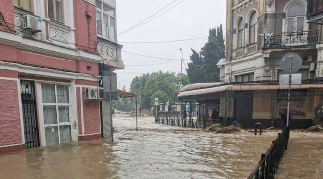 потоп в Ялте