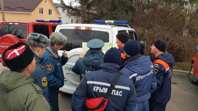 поисково-спасательные группы продолжают поиски